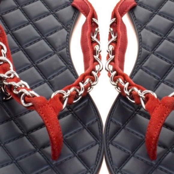 Chanel Red  Suede Chain Link Quilted Thong Sandals - Picture 4 of 6
